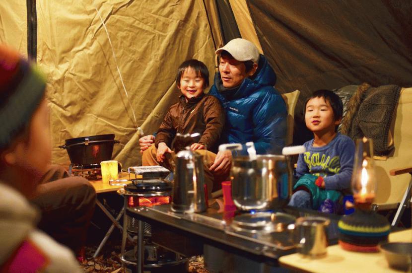 We can travel all over Japan as a family unit and everyone can share the same memory, and this, to me, is truly something to live for. :写真