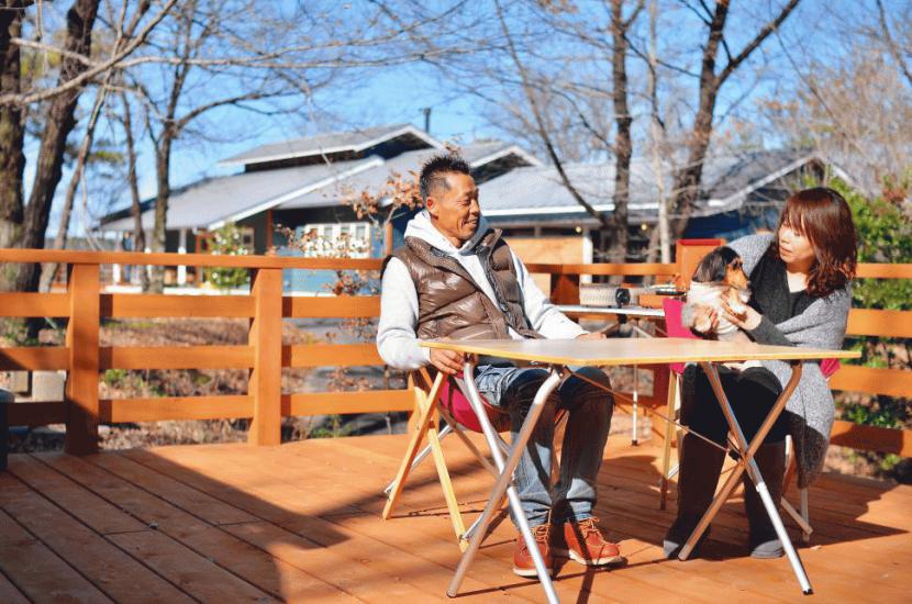 We can travel when we want to and we have more precious time to spend with our pet dog:写真